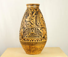 Lade das Bild in den Galerie-Viewer, Vintage Bodenvase - &quot;Anubis&quot; - Jasba
