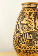 Lade das Bild in den Galerie-Viewer, Vintage Bodenvase - &quot;Anubis&quot; - Jasba
